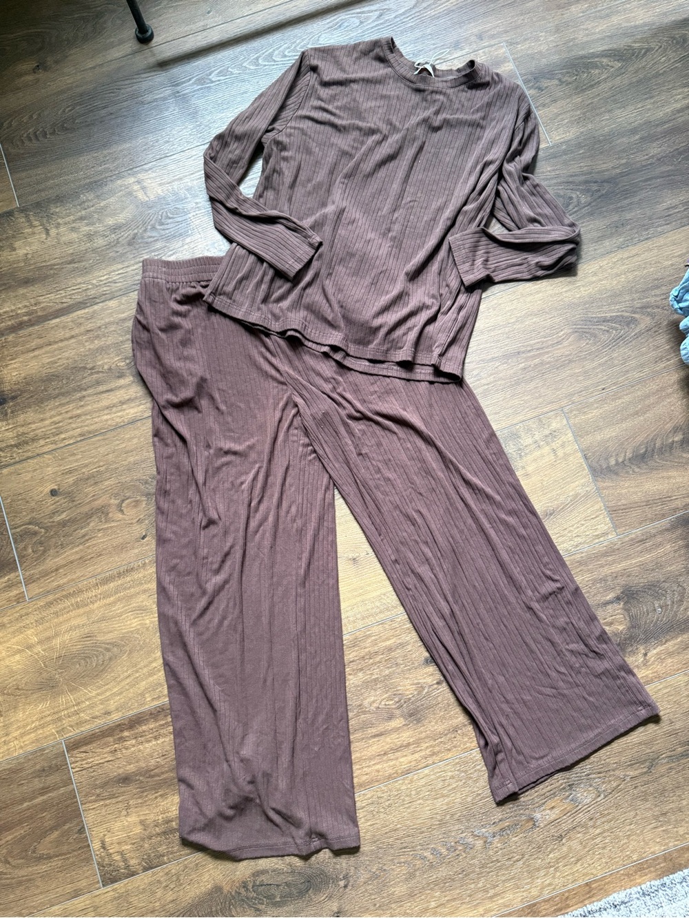 KIRUNDO Women's Long Sleeve Ribbed Tee and pant set!